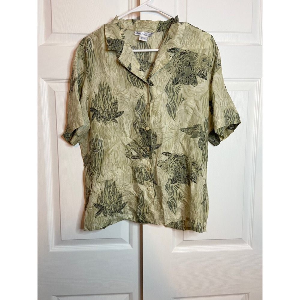 Anna and Frank Silk Leopard Print Camp Shirt Sage Green Safari Tropical Large